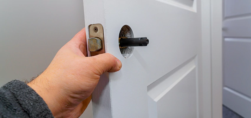 Nighttime Locksmith For Lock Repair in Mentone, CA