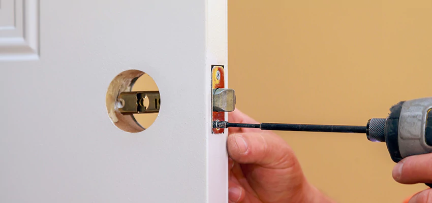 Stuck Door Knobs Repair in Mentone, CA