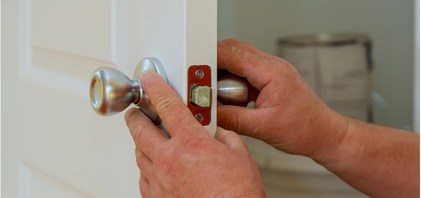 AAA Locksmiths For lock Replacement in Mentone, California